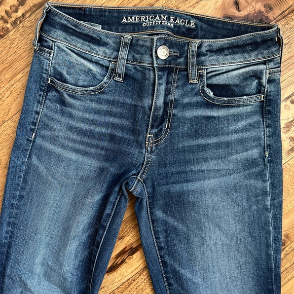 American Eagle Jegging size 2 Dark Wash - Picture 3 of 8